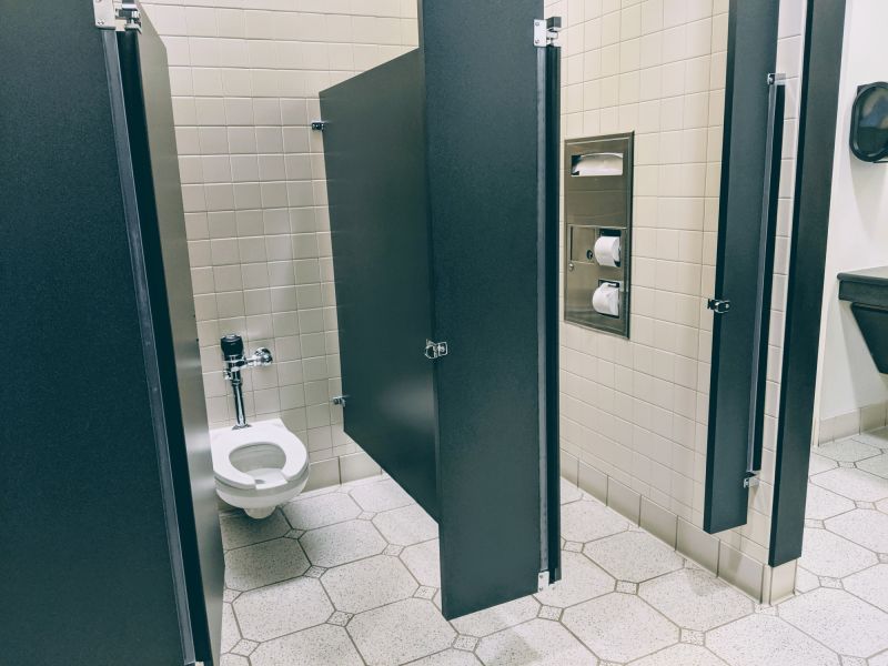 Cost of Commercial Toilet Installation in Redwood City, CA
